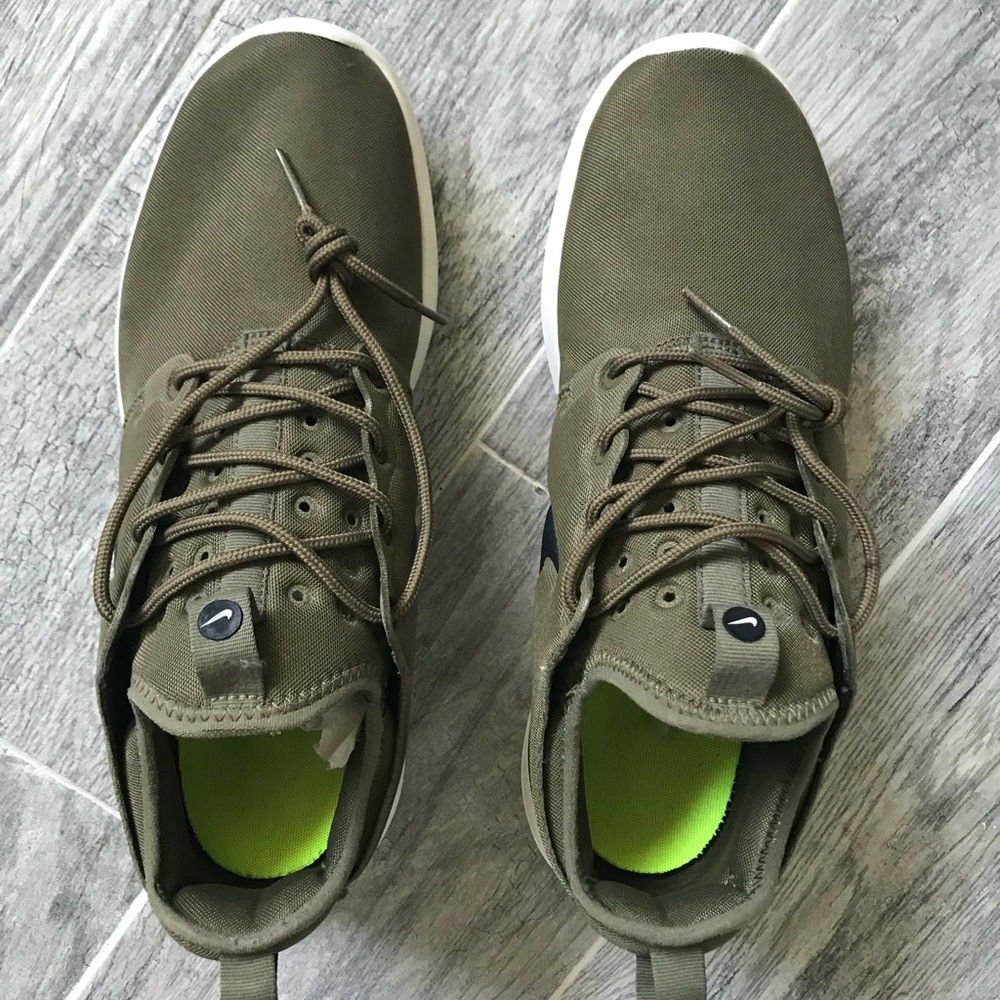 Olive green Nike’s